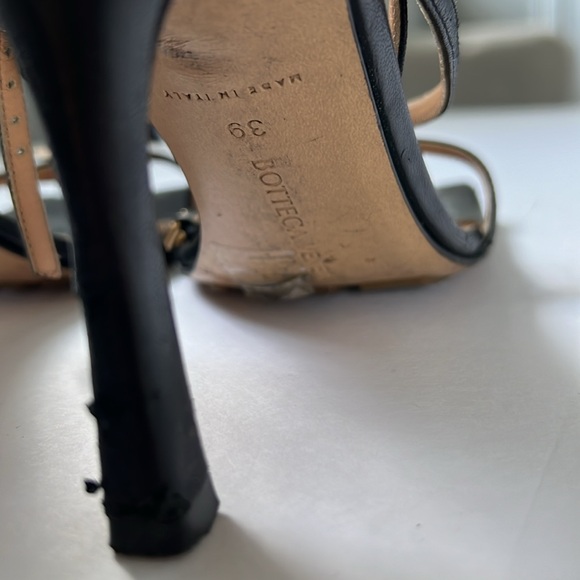 Bottega Veneta - Picture 6 of 9